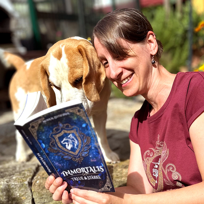 Autorenfoto von Mona M. Zeutschner