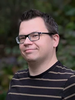 Autorenfoto von Steven Grass